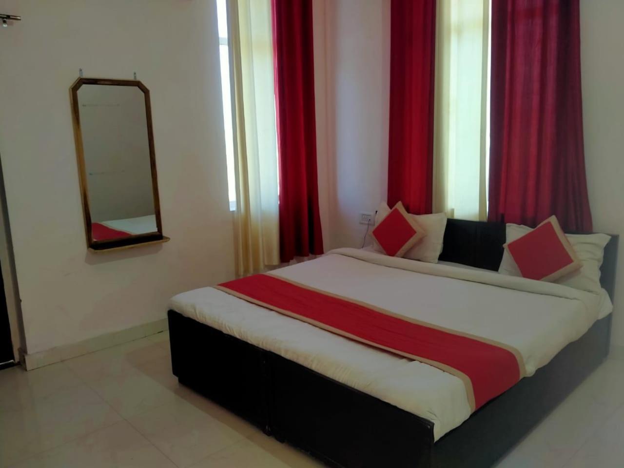 The Forest View Resort Khilchīpur 外观 照片
